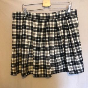 Lot of 3 plaid skirts